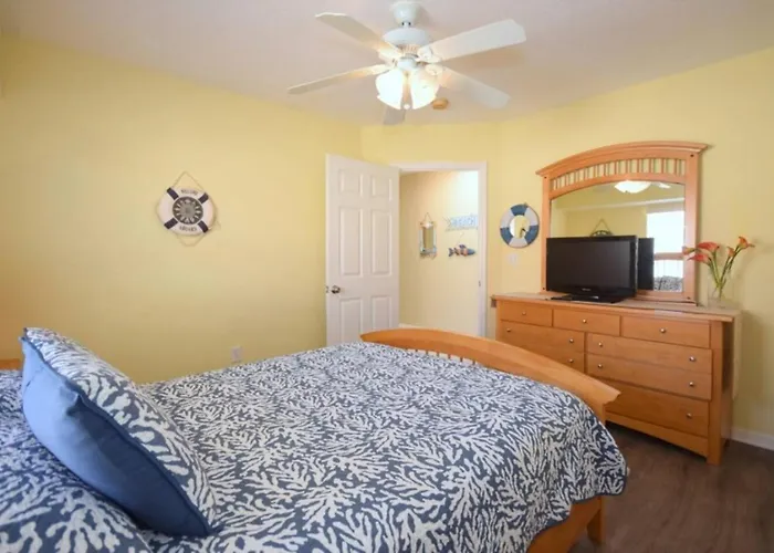 Sea Isles Unit P Front Private Elevator *