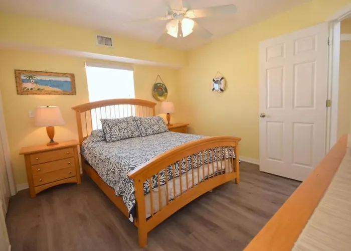 Sea Isles Unit P Front Private Elevator Holiday home