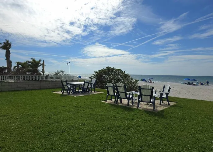 Sea Isles Unit P Front Private Elevator Holiday home Clearwater Beach