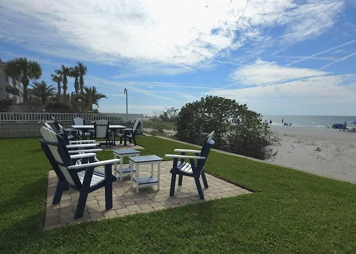 Sea Isles Unit P Front Private Elevator Holiday home Clearwater Beach